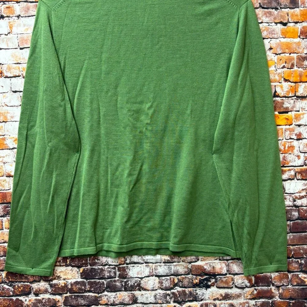 J. Crew Merino Wool Sweater in Green V-neck Long Sleeves Men Sz Large